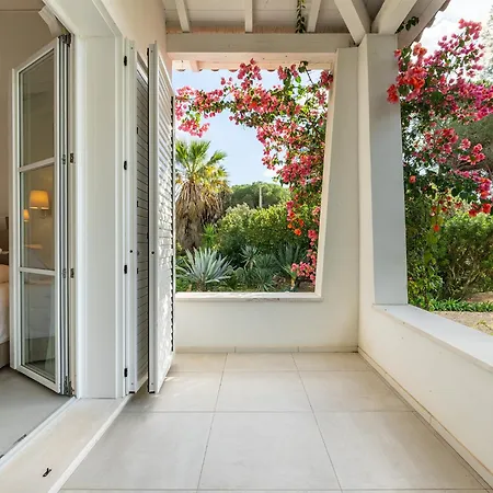 Villa Lux Fiorenza, 250 M To