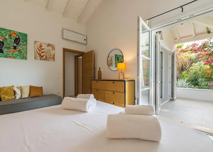 Вилла Lux Fiorenza, 250 M To Southsardiniaholidays