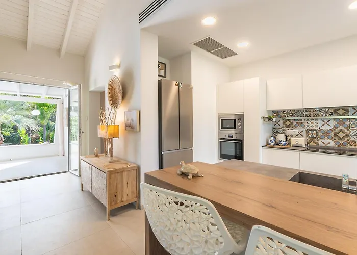 Lux Fiorenza, 250 M To Southsardiniaholidays Вилла