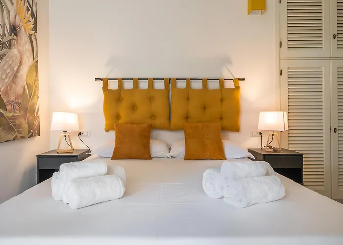 Lux Fiorenza, 250 M To Southsardiniaholidays Вилла *