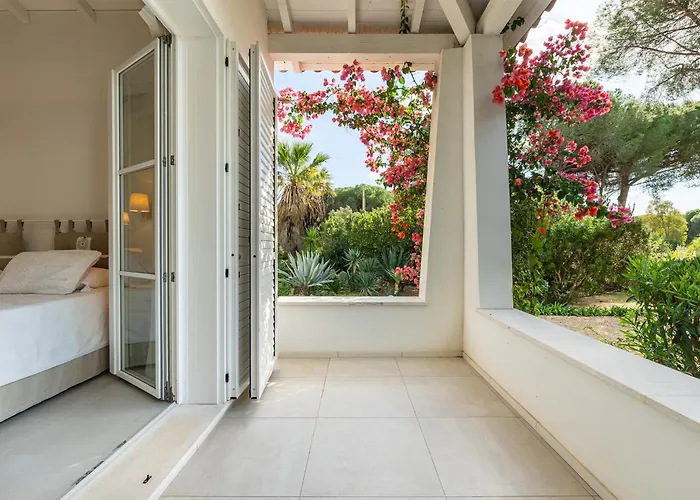 Вилла Lux Fiorenza, 250 M To Southsardiniaholidays